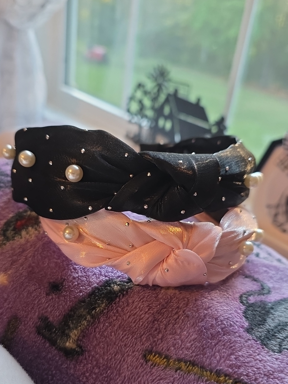 Pearl & Stud Accent Knotted Headband - Black and Light Pink
